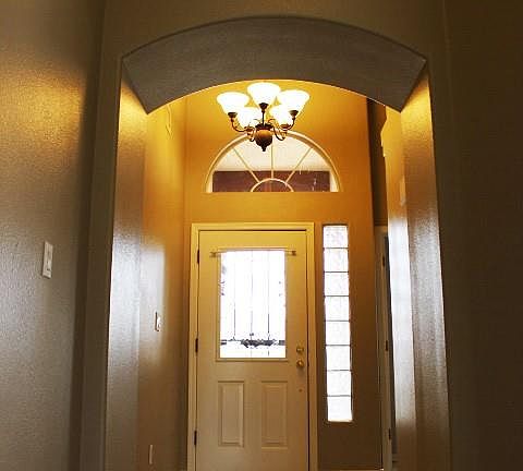 3rd image of 2602 Airfield Ct
