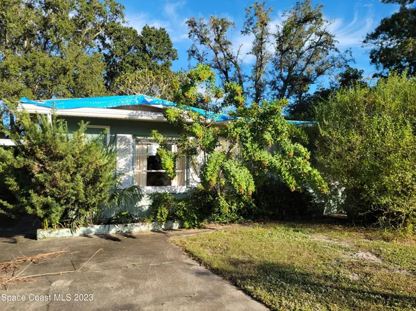 495 Hillside Ct, Melbourne, FL 32935