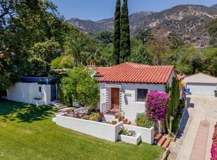 3296 N Mount Curve Ave, Altadena, CA 91001