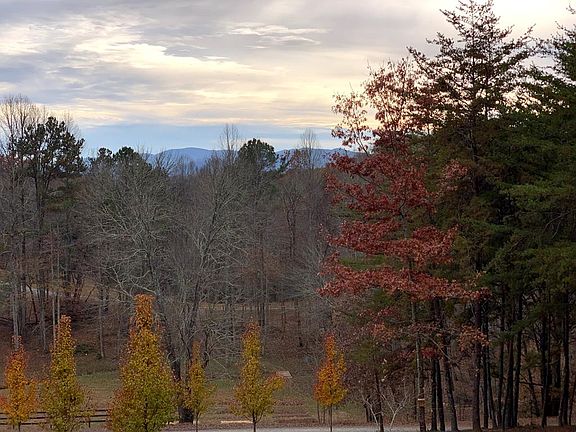 5th image of 34 Smokey Ridge Ln