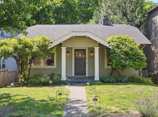 1824 SW Evans St, Portland, OR 97219