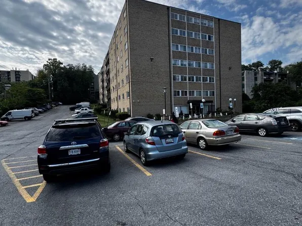 9250 Edwards Way APT 510-A, Hyattsville, MD 20783