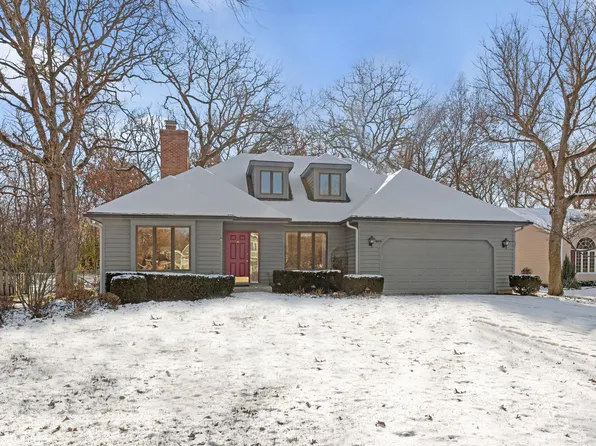 103 Golfview Rd, Lake Zurich, IL 60047