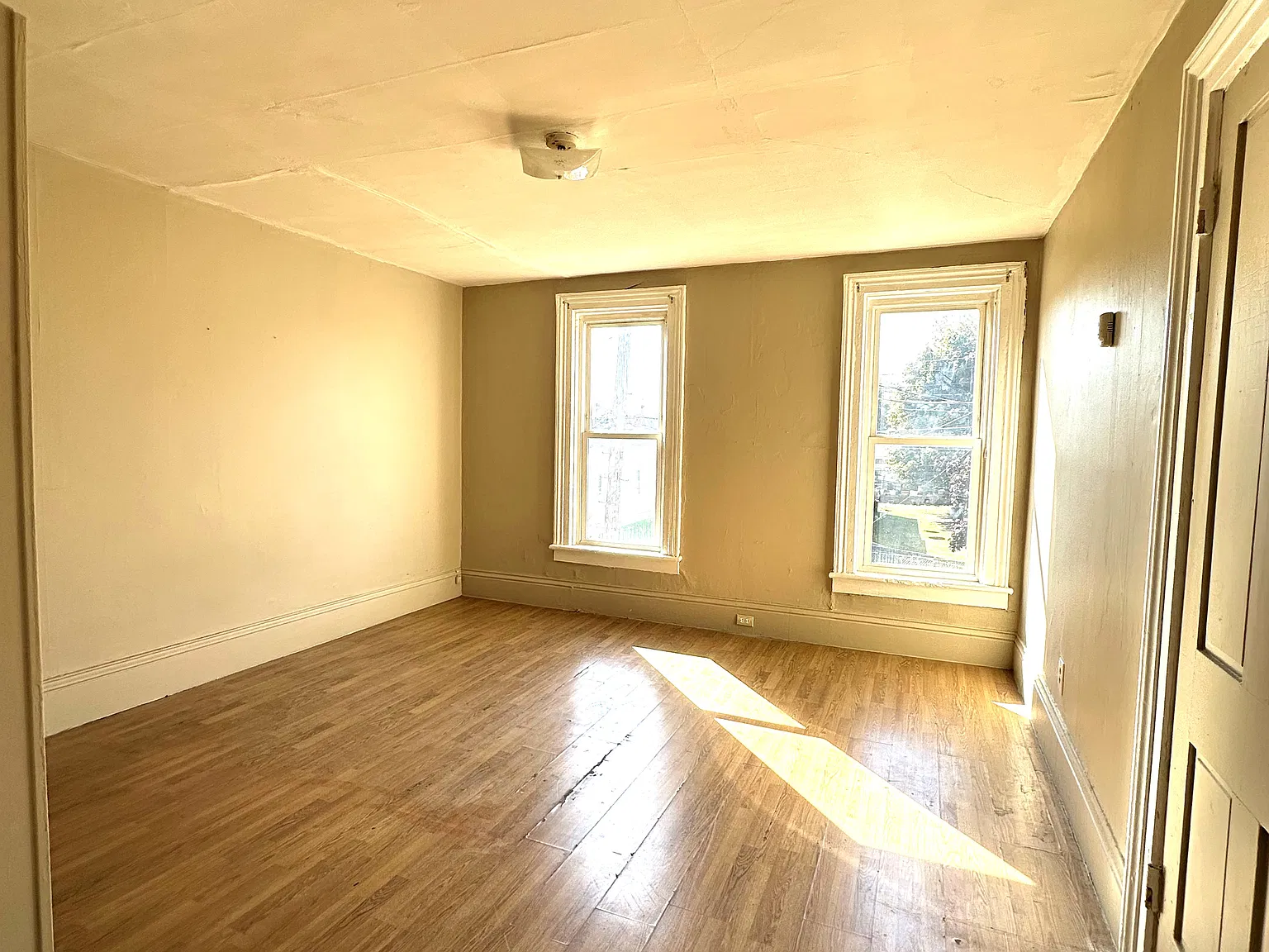 1 bed, 500 sqft, $650 — Photo 3