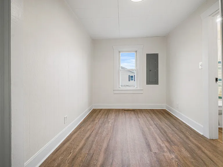 1003 Ross Rd — Photo 23