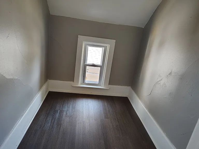 2840 N Vel R Phillips Ave — Photo 9