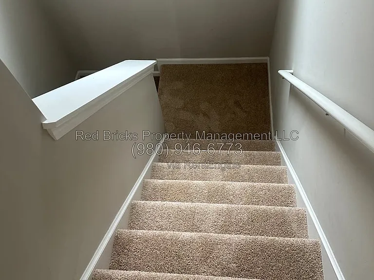 11325 Deer Chase Ln — Photo 12