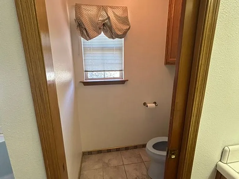 5730 W Laura Ct — Photo 34