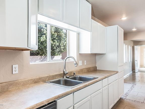 4th image of 8533 E Desert Steppes Dr