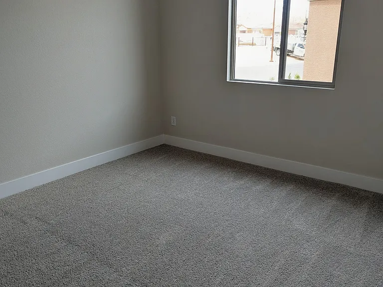 1618 Daisy Ln — Photo 19