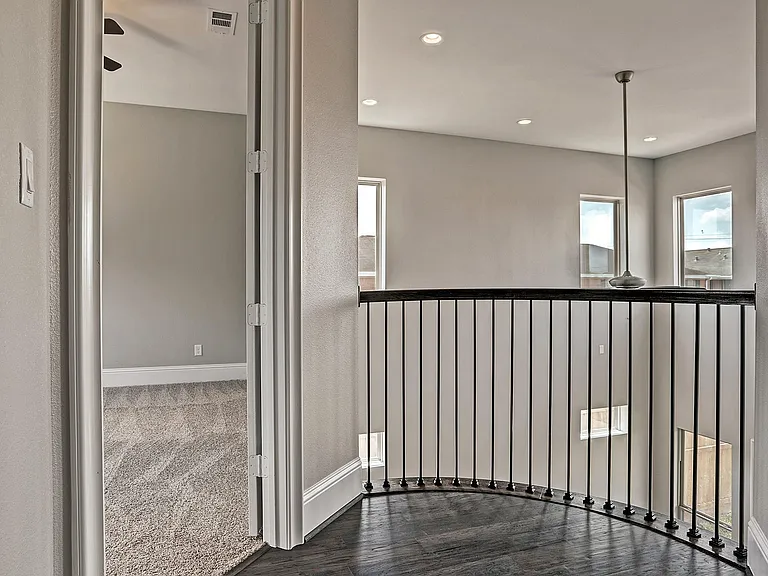 4859 Benning Dr — Photo 23