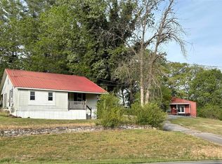 1098 Legion Park Rd, Greensburg, KY 42743