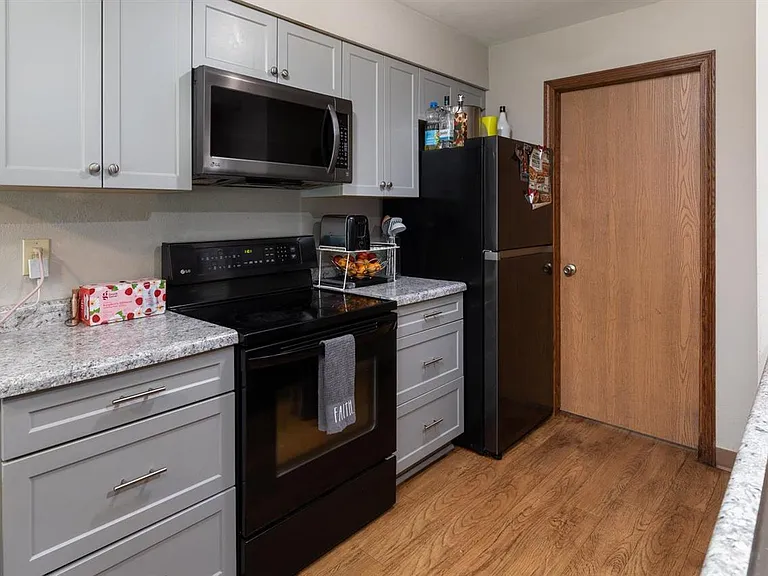 49 Park Heights Ct — Photo 11