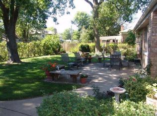 2187 Scott Rd, Northbrook, IL 60062