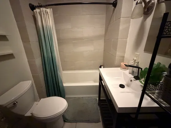 8 Arlington St #3, Somerville, MA 02145