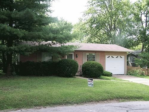1st image of 905 Dwyer Ave