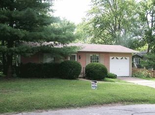 905 Dwyer Ave, Kirkwood, MO 63122