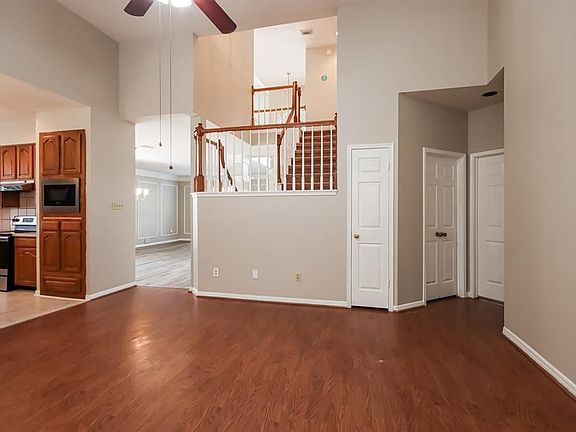 5th image of 12415 Logan Mill Dr