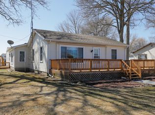 856 W Shore Rd, Bronson, MI 49028