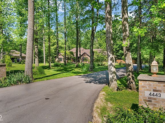 4th image of 4443 Tulip Dr N