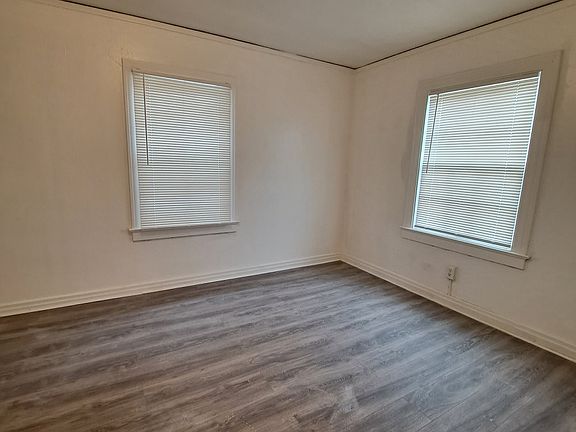 4th image of 523 Delaware Ave #2
