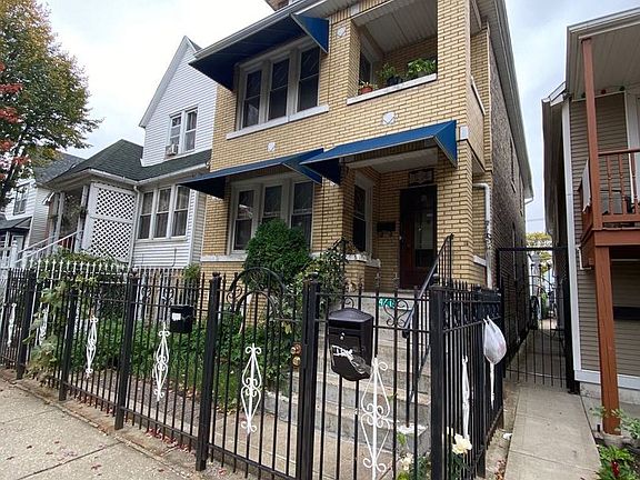 2nd image of 4214 S Maplewood Ave