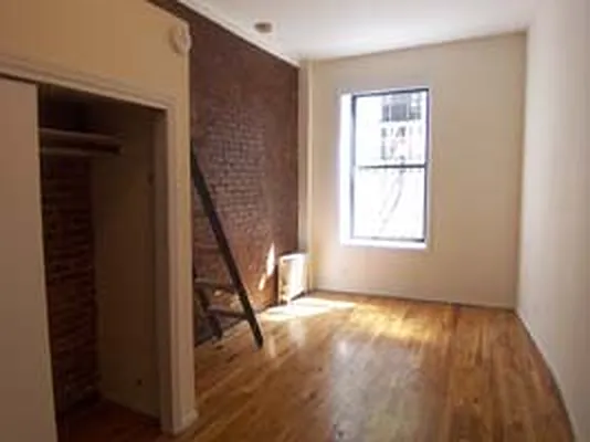 Rented by David Francis New York LLC | media 2