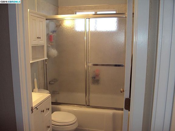 5th image of 2857 Garvin Ave