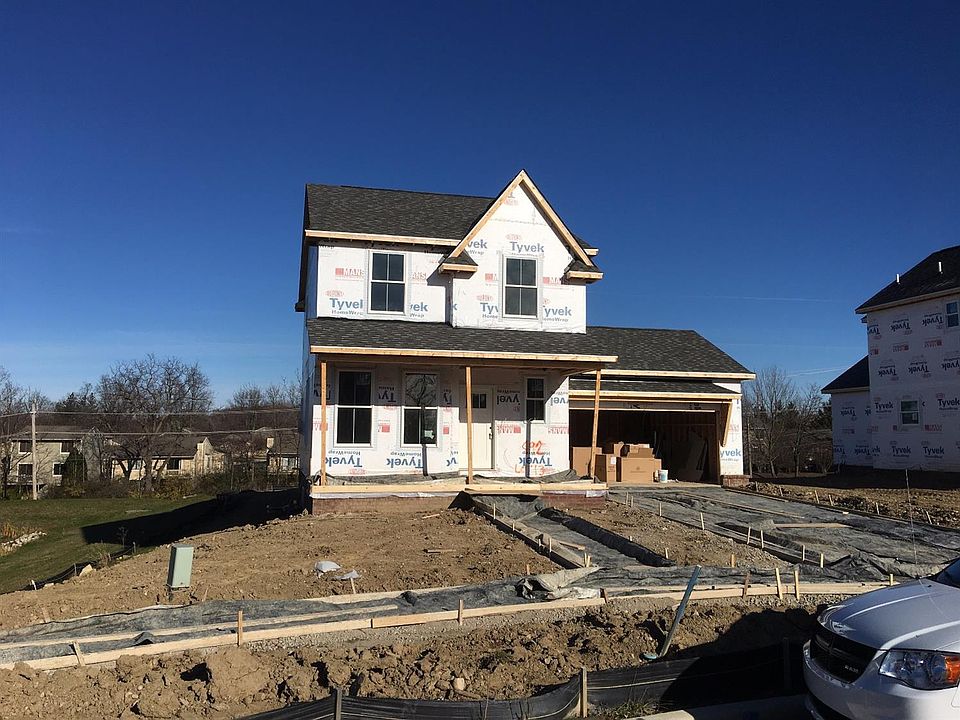 1st image of 492 Vanessa Ct #13