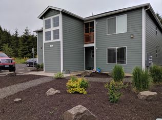 1451 SE Honeysuckle Loop UNIT D, Warrenton, OR