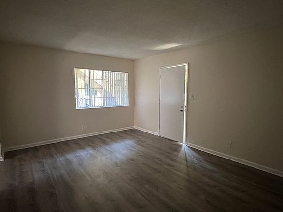 5th image of 5051 Orange Ave APT 8