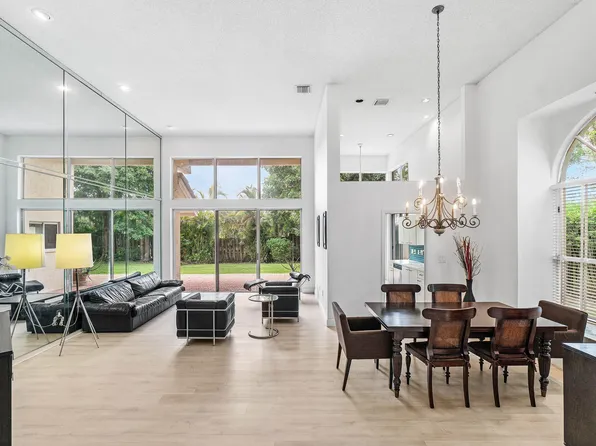 5106 Windsor Parke Drive, Boca Raton, FL 33496