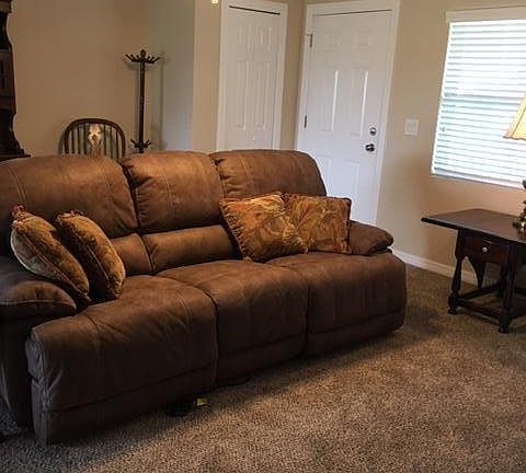 2nd image of 1924 Willow Oak Dr