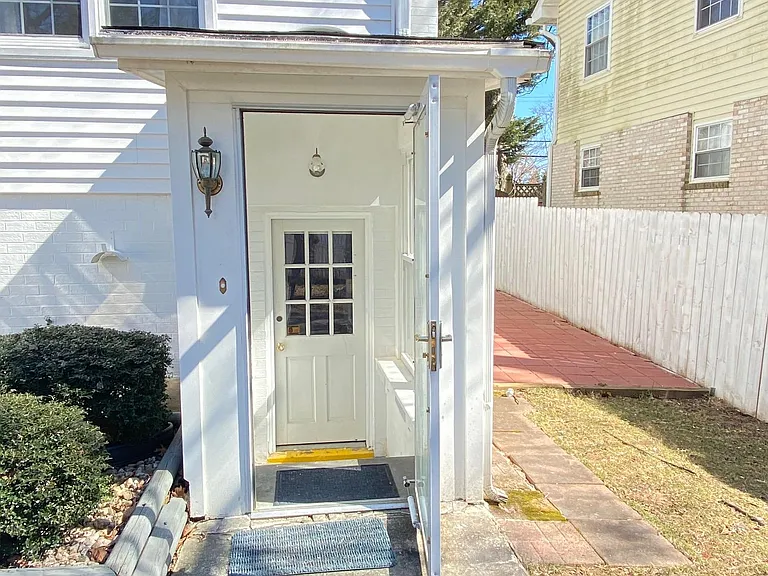 11413 Duryea Dr — Photo 1