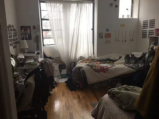 Rented by Metro Prop NY Corp | media 42