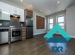 2nd image of 93 Grattan St #02E
