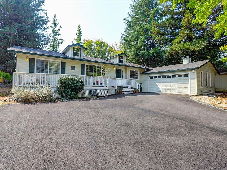 1st image of 18691 Lake Forest Dr