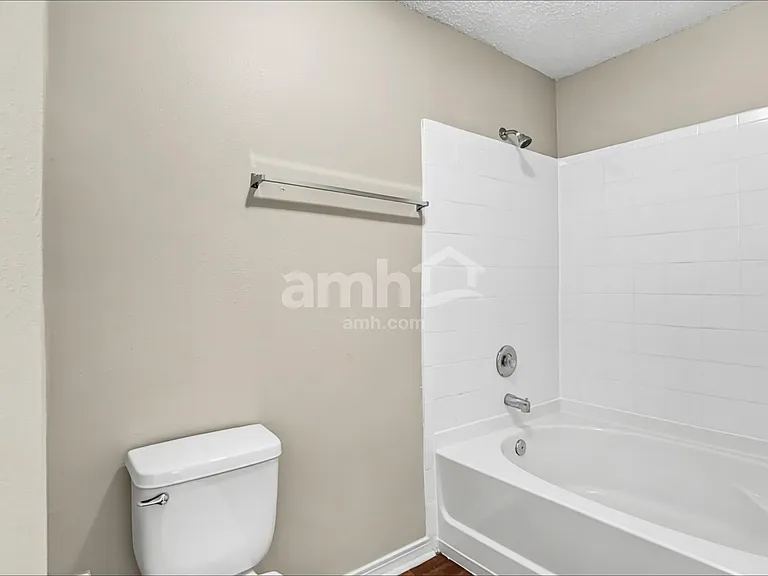 3156 Peppertree Dr — Photo 11