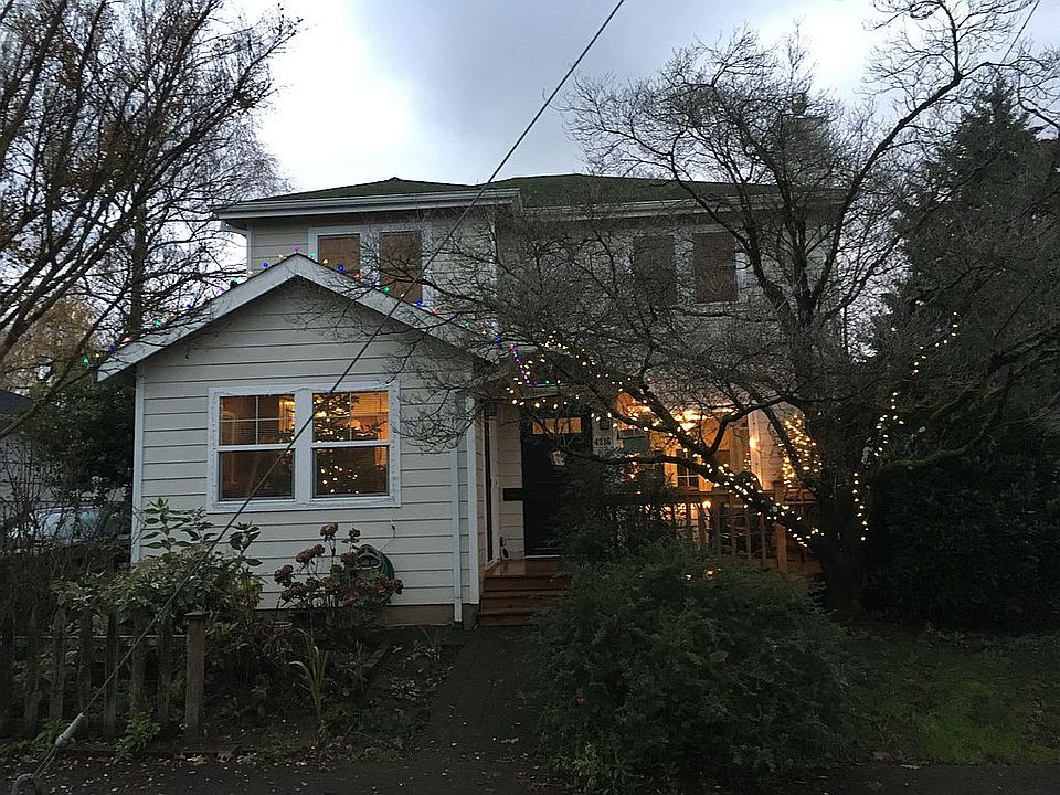 2nd image of 4216 SE Bybee Blvd