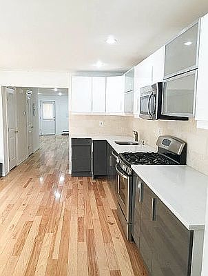 3rd image of 236 W 139th St #G