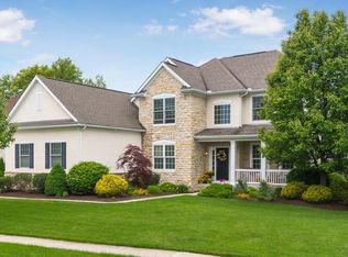 7134 Harbor Blue Dr NW, Pickerington, OH 43147