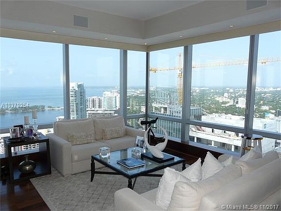 3rd image of 1425 Brickell Ave APT 50B