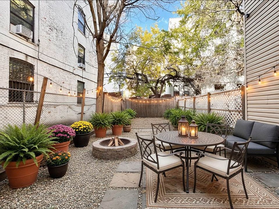 1st image of 405 Kosciuszko St #1