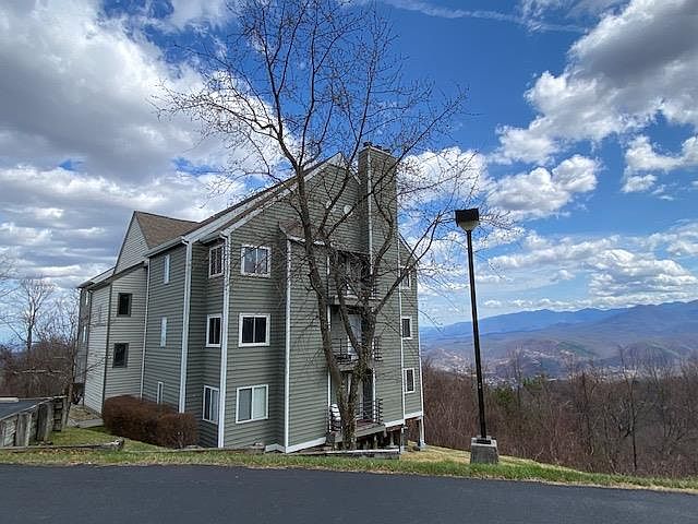 1435 Wiley Oakley Dr #175, Gatlinburg, TN 37738 | Zillow