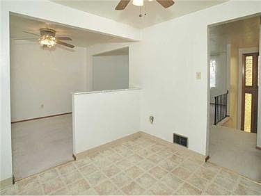 4th image of 1423 Hedy Lynn Dr