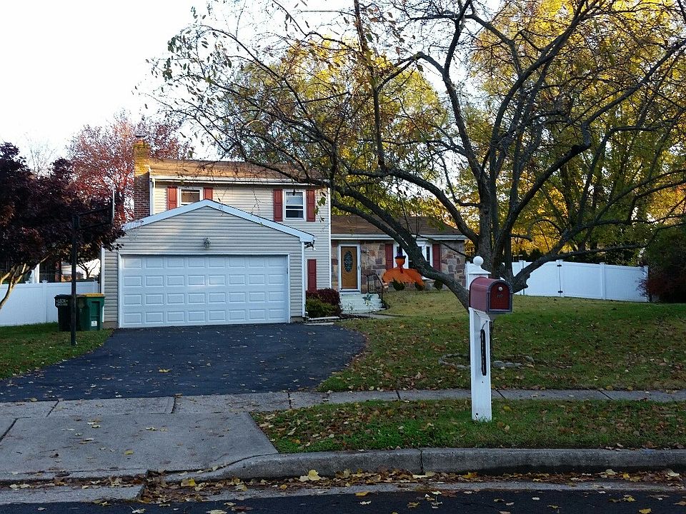 1st image of 227 Bucks Meadow Ln