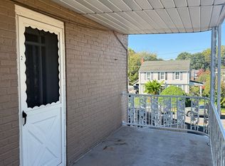 800 S 4th St APT 2, Chambersburg, PA 17201