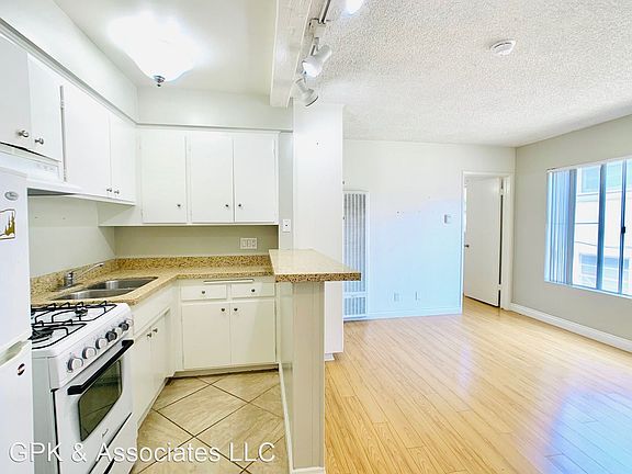 4th image of 12740 Venice Blvd #8301777