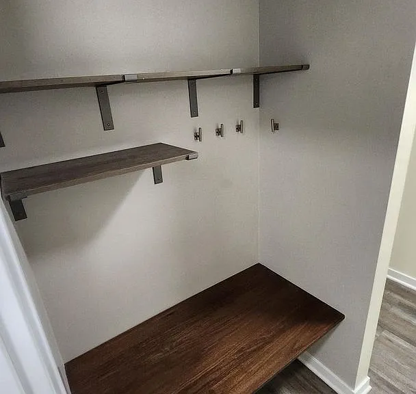 2110 Allen Blvd — Photo 11