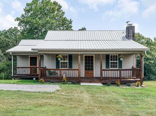 1195 New Hope Rd, Hilham, TN 38568